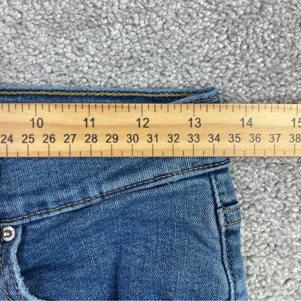 Levi's 724 Jeans Women's 27 Blue Straight High Rise Medium Wash Distressed - Picture 6 of 10